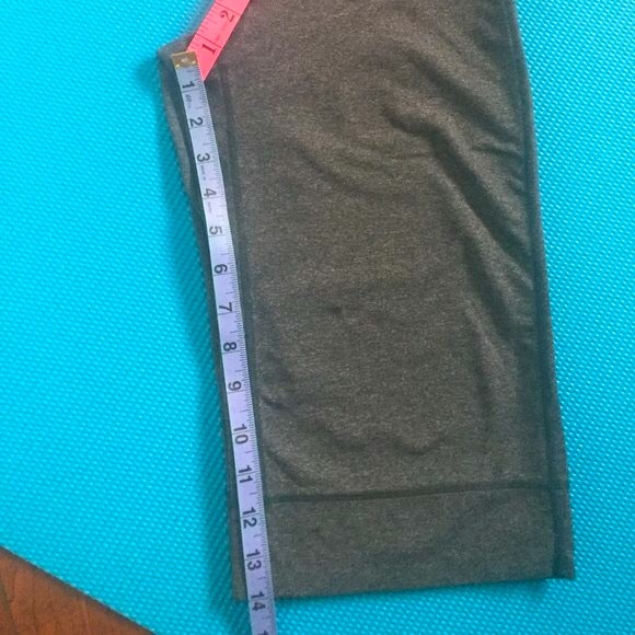 Lululemon Clam Digger II - Picture 6 of 7